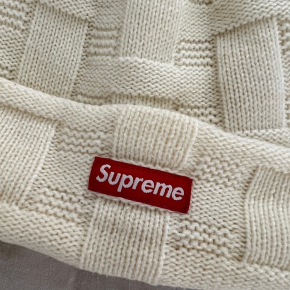 Supreme Basket Weave Beanie - Picture 2 of 10